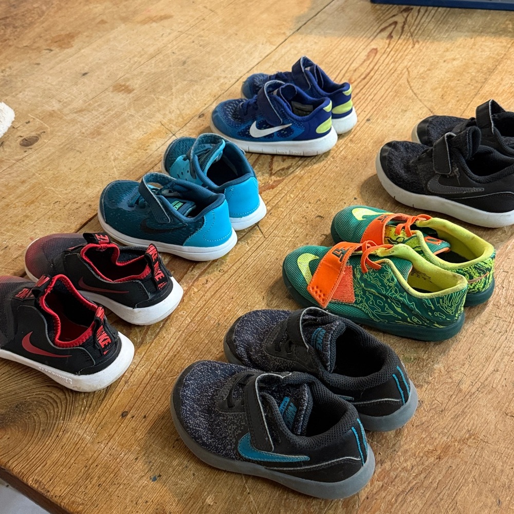 Lot of size 8C and 9C NIKE Sneakers!
